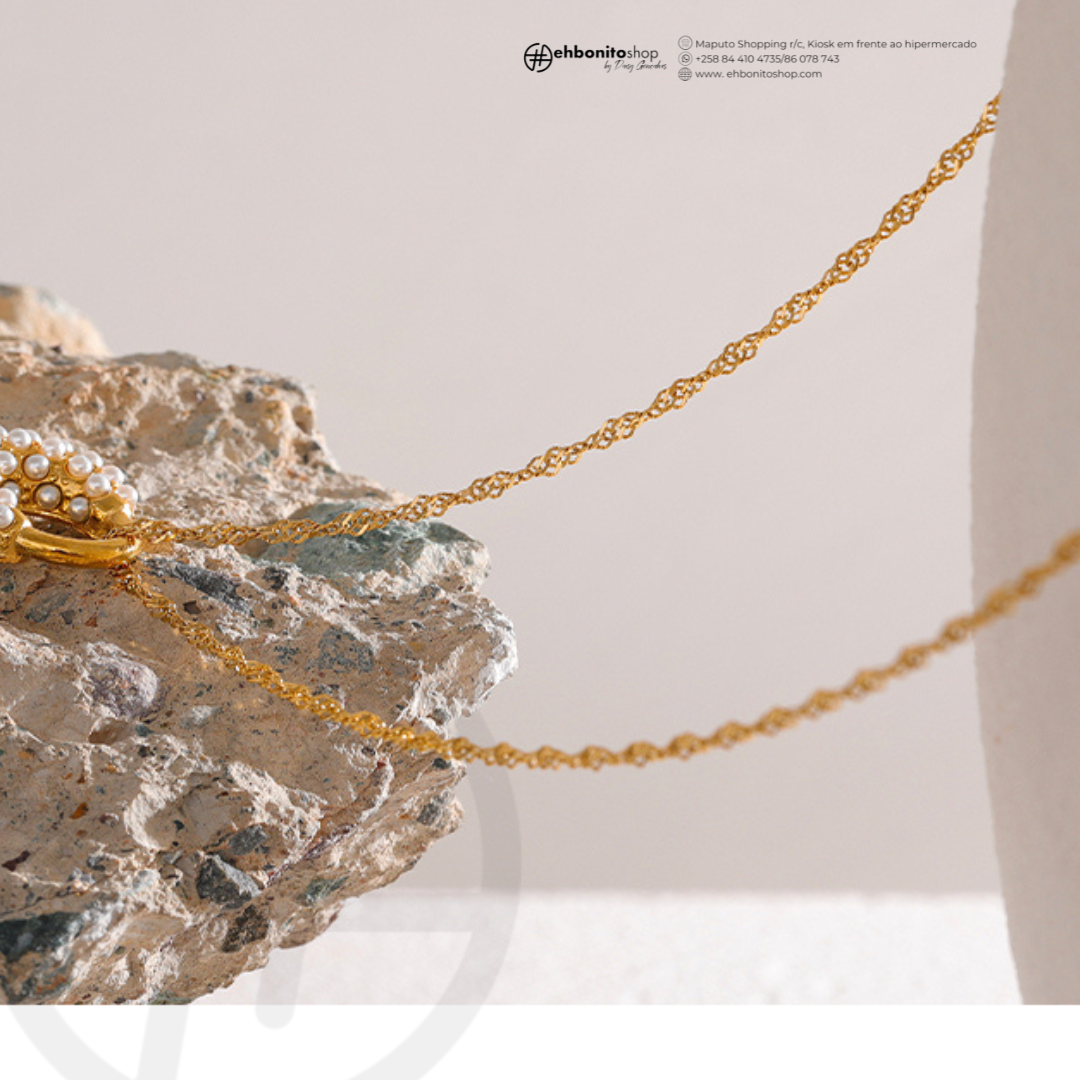 Malena - Argolas e Colar com Pingente cravejados de perolas banhado a ouro de 18k - EhbonitoshopMoz