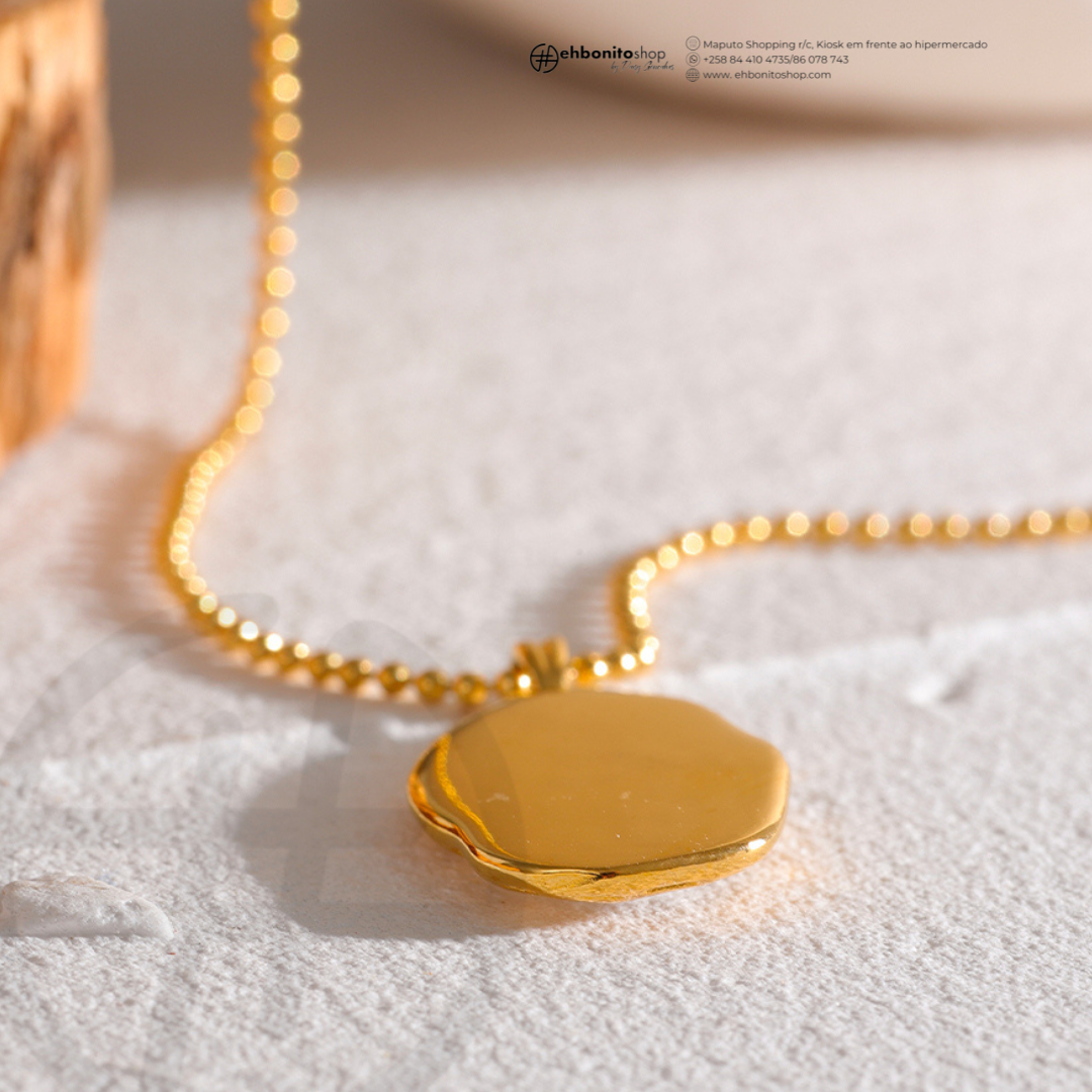 TERESA- COLAR COM PINGENTE MADREPÉROLA banho Ouro 18k - EhbonitoshopMoz