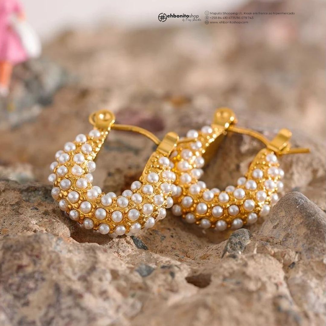 Malena - Argolas e Colar com Pingente cravejados de perolas banhado a ouro de 18k - EhbonitoshopMoz