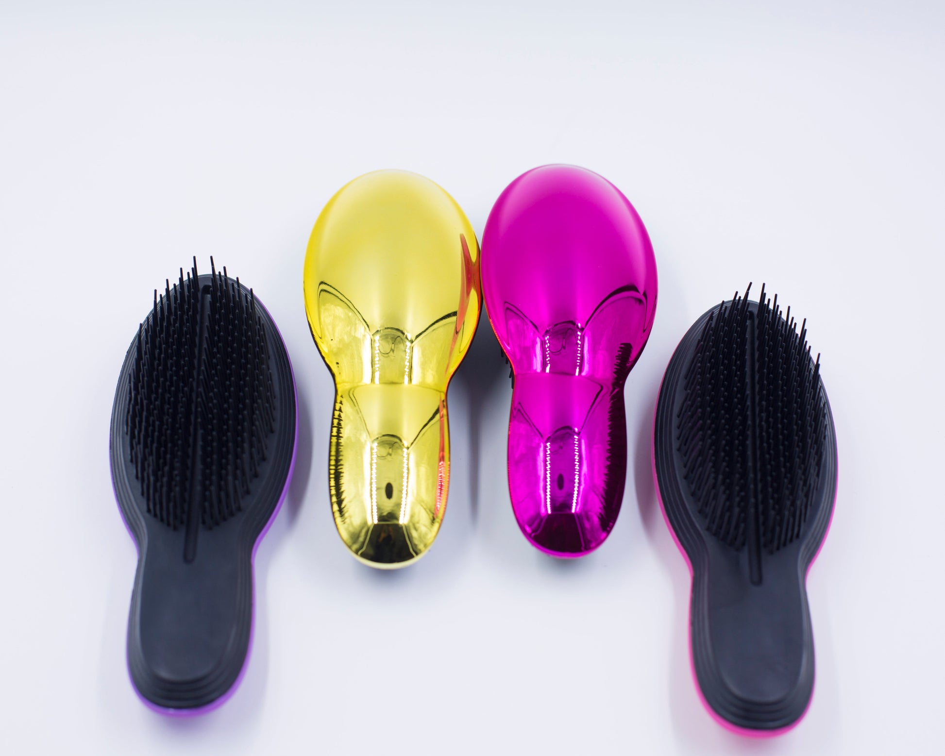 Escova de Cabelo A Poderosa METÁLICA - EhbonitoshopMoz