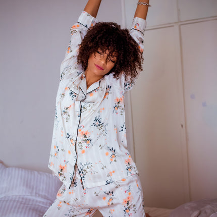 PIJAMA SATIN DUAS PEÇAS-MULTI - EhbonitoshopMoz